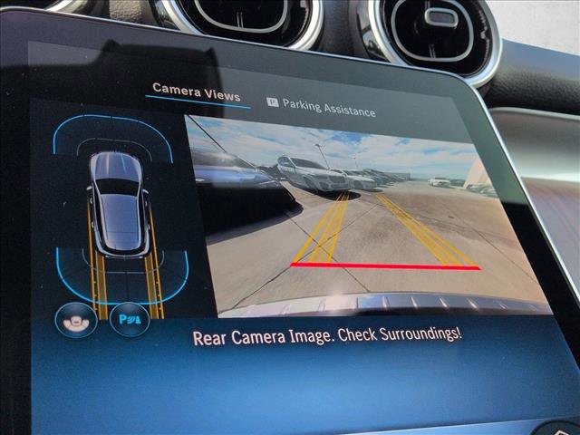 Used 2025 Mercedes-Benz GLC 300 4MATIC image 13