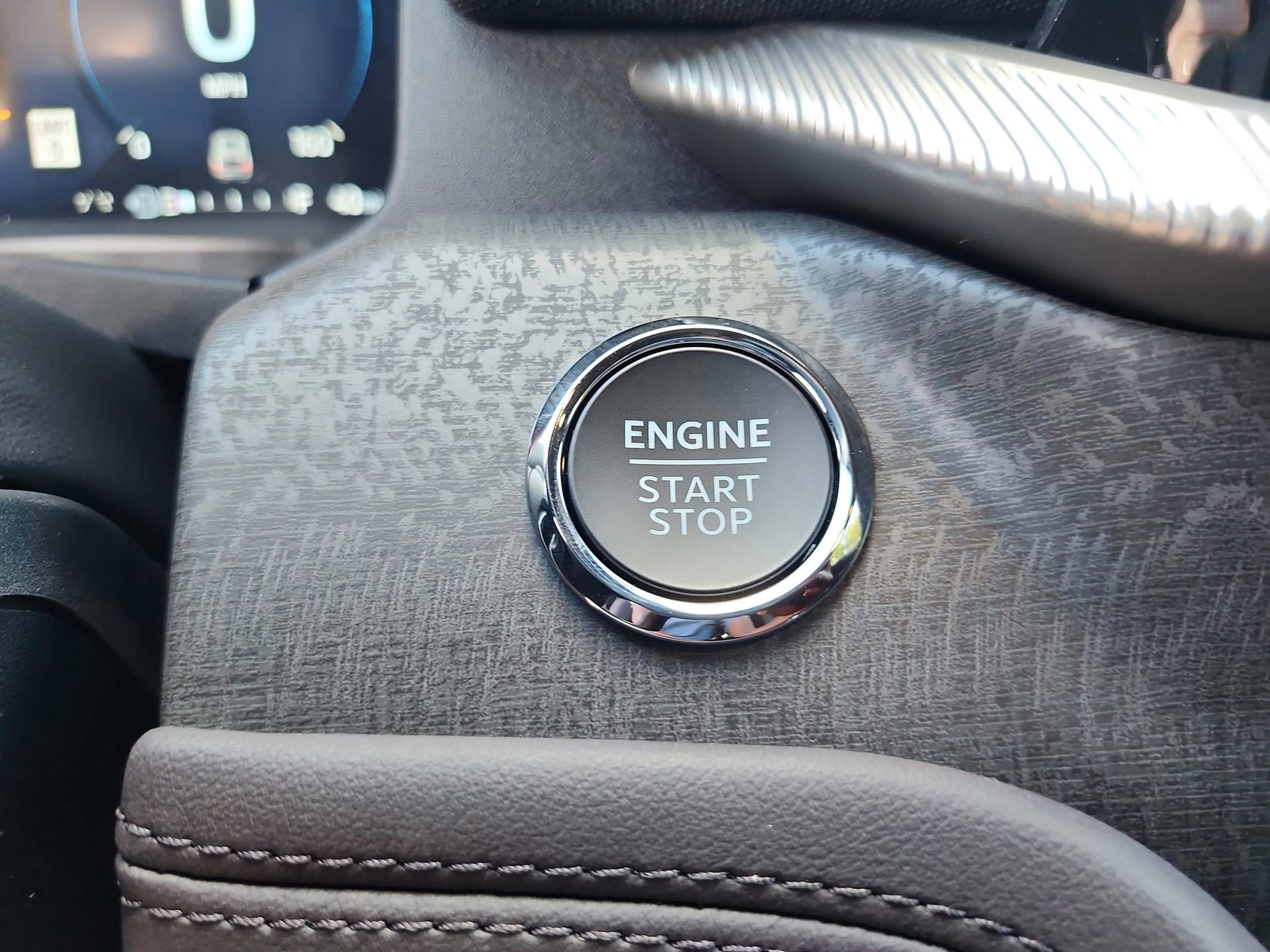 New 2026 Ford Explorer Platinum image 29