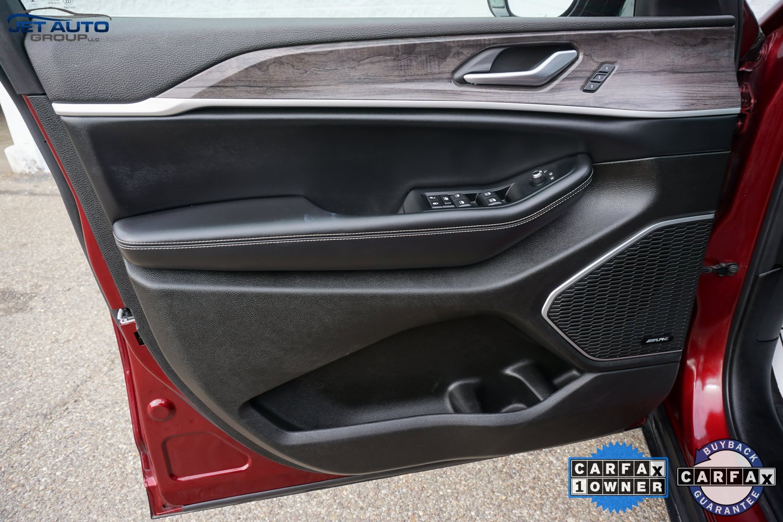 Used 2024 Jeep Grand Cherokee Limited 4xe image 26