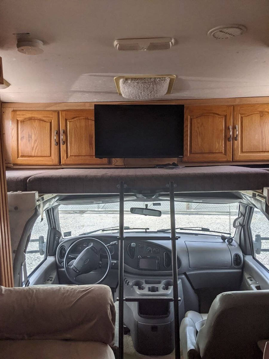 Used 2002 Ford E-450 and Econoline 450 RWD image 23