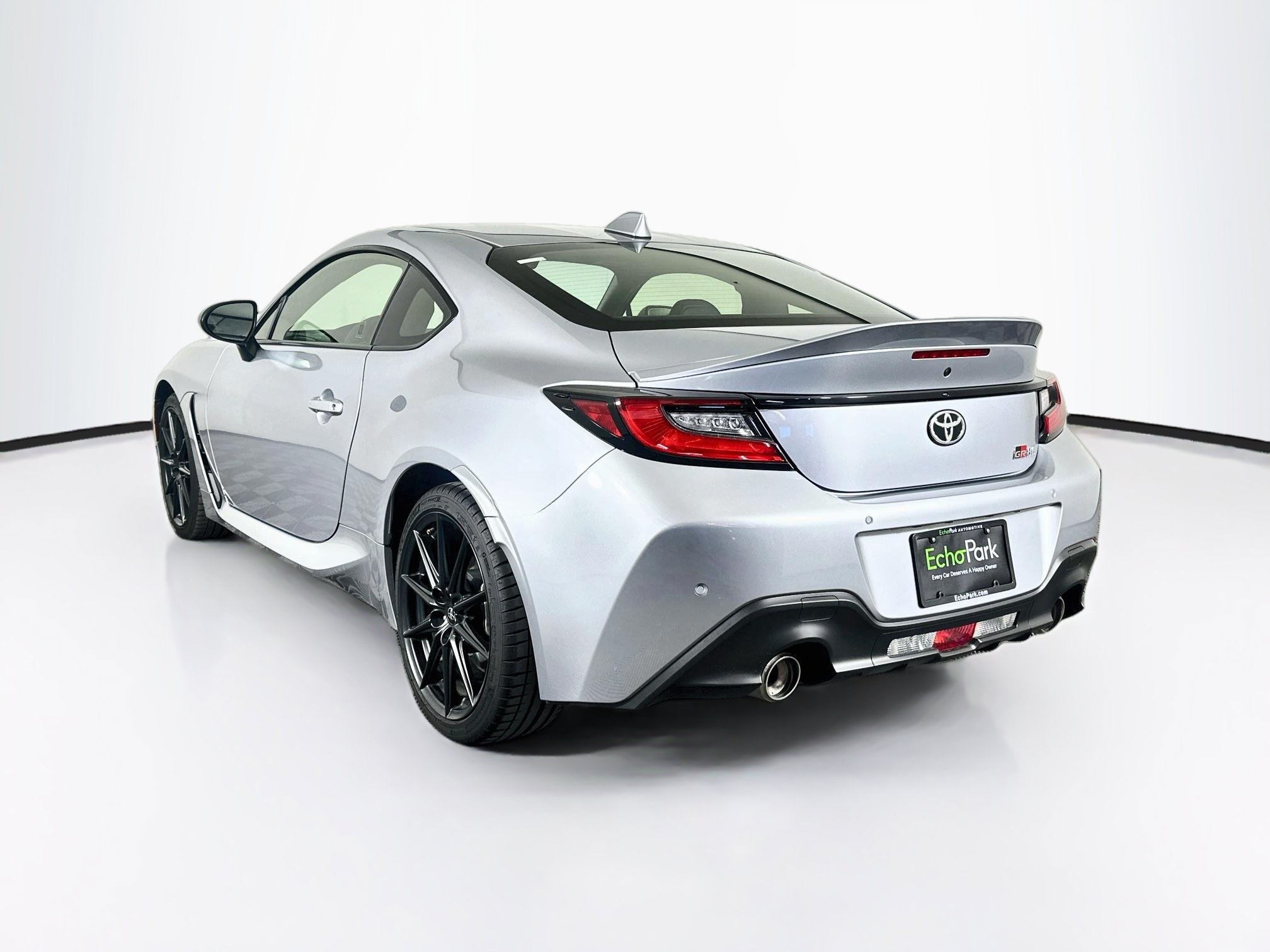 Used 2024 Toyota GR86 Premium RWD image 5