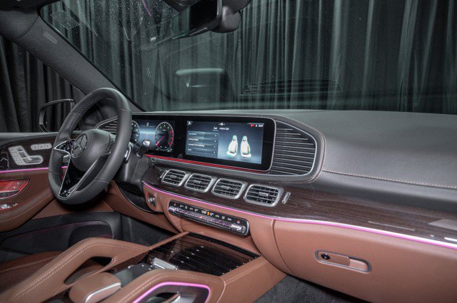 Certified 2026 Mercedes-Benz GLS 450 4MATIC image 16