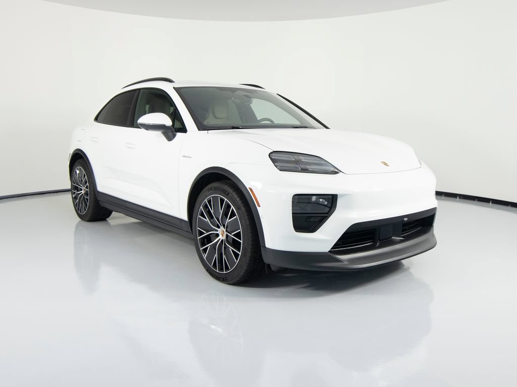 New 2026 Porsche Macan 4 Electric AWD/4WD image 12