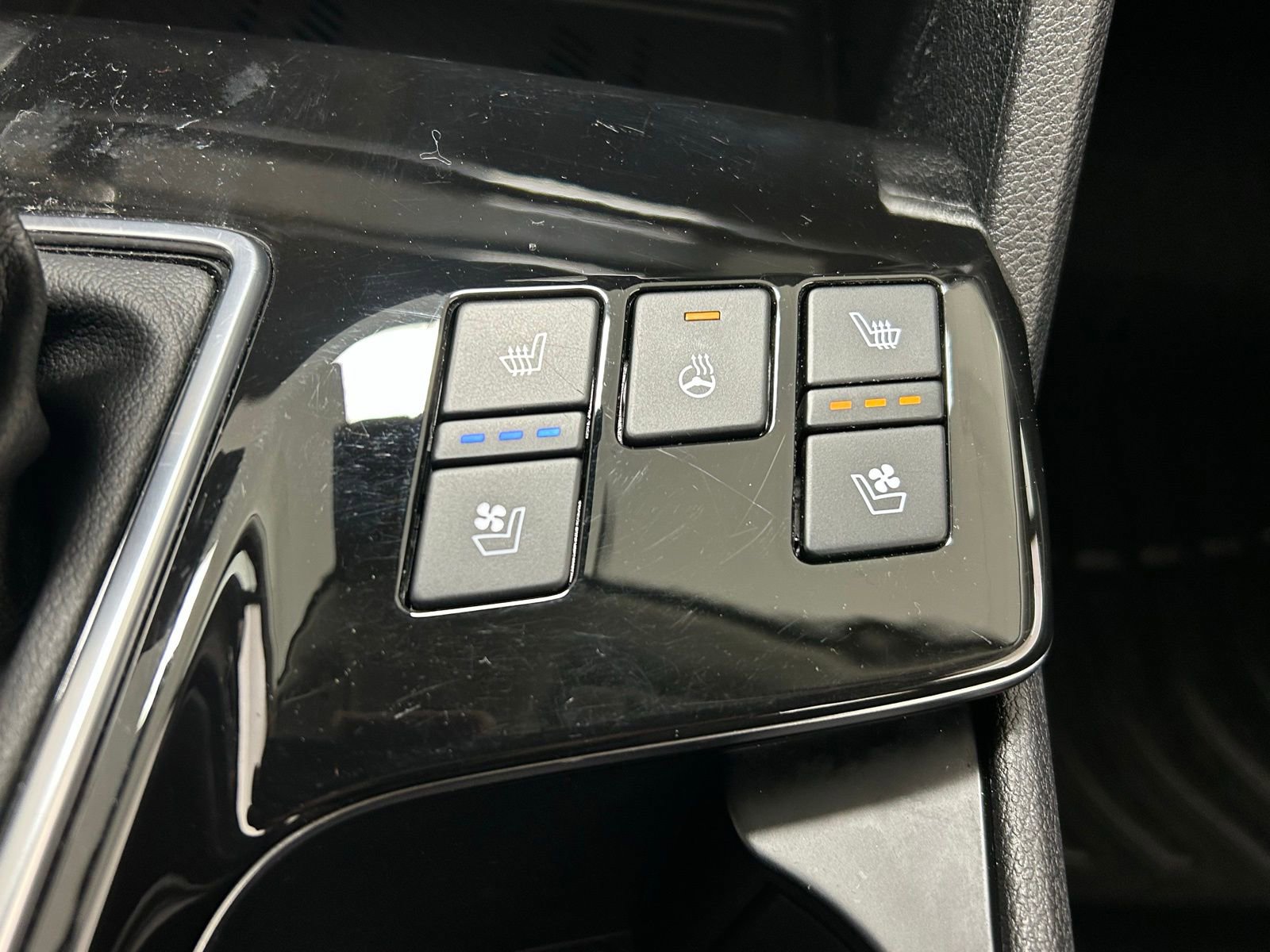 Used 2023 Kia Sportage SX FWD image 24