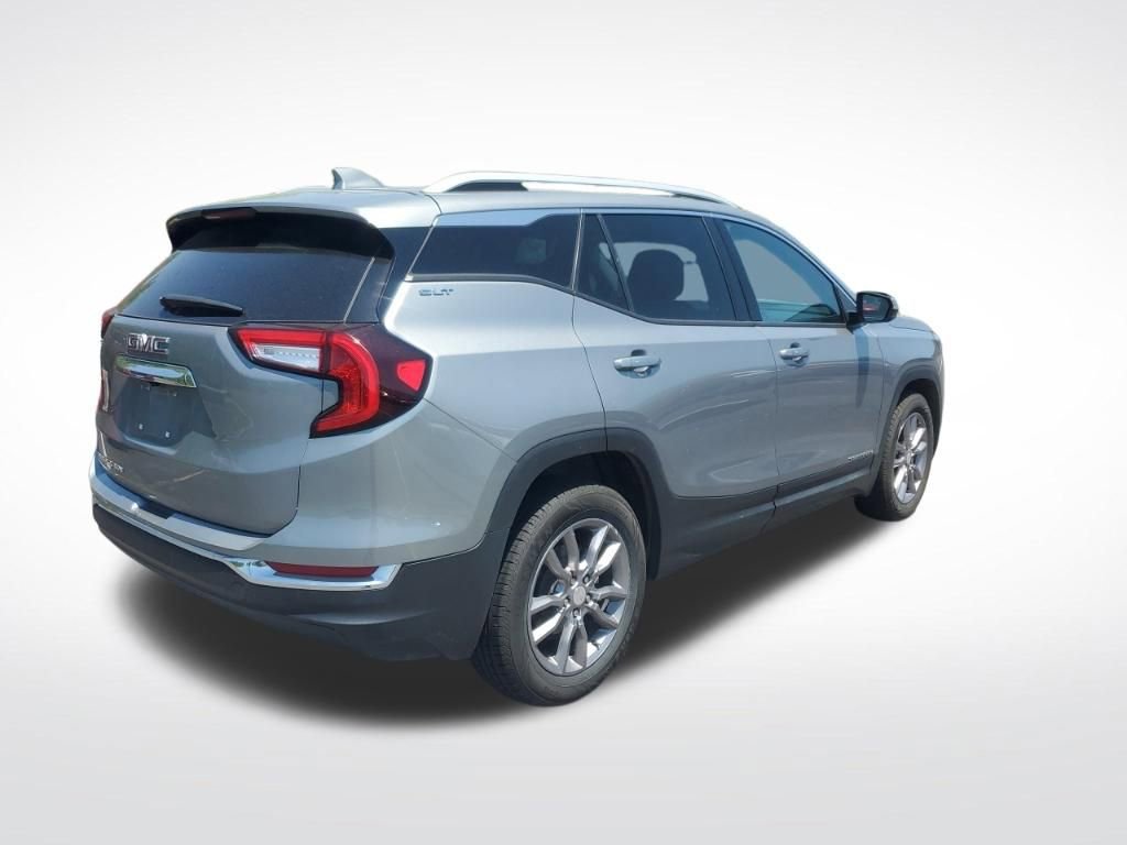 Used 2024 GMC Terrain SLT FWD image 5
