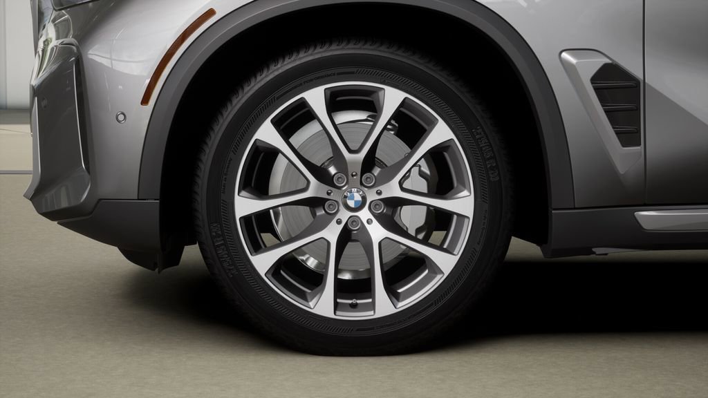 Used 2026 BMW X5 xDrive40i w/ Premium Package image 32