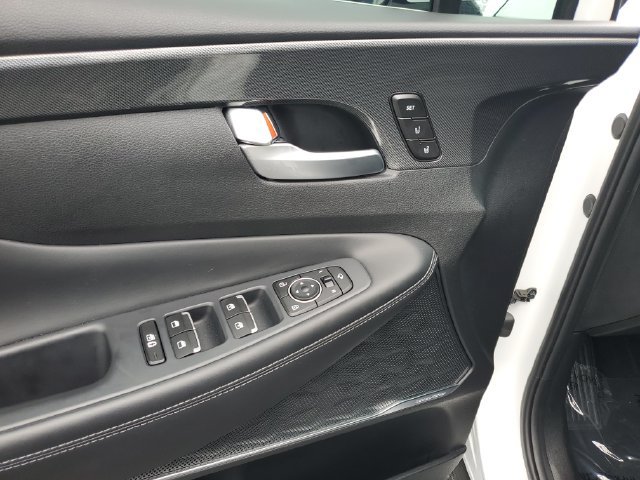Certified 2023 Hyundai Santa Fe Limited FWD image 20