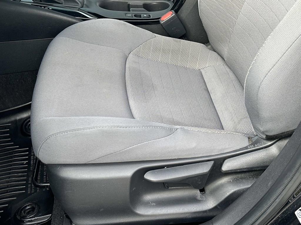 Used 2024 Toyota Corolla SE FWD image 17