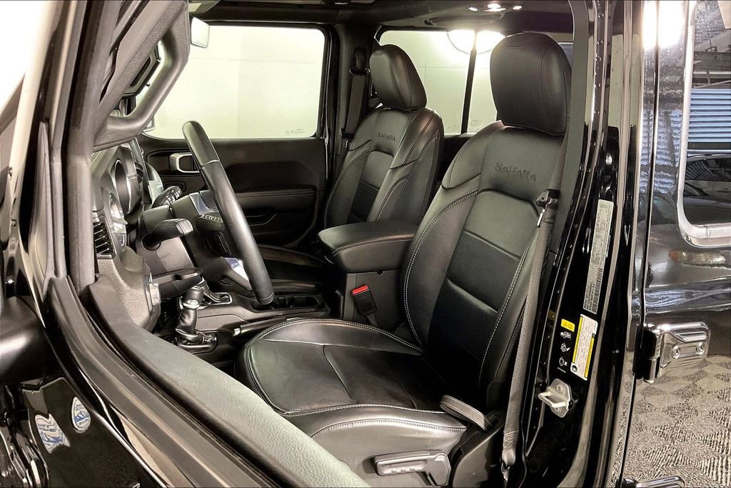 Used 2022 Jeep Wrangler Unlimited Sahara w/ Safety Group image 24