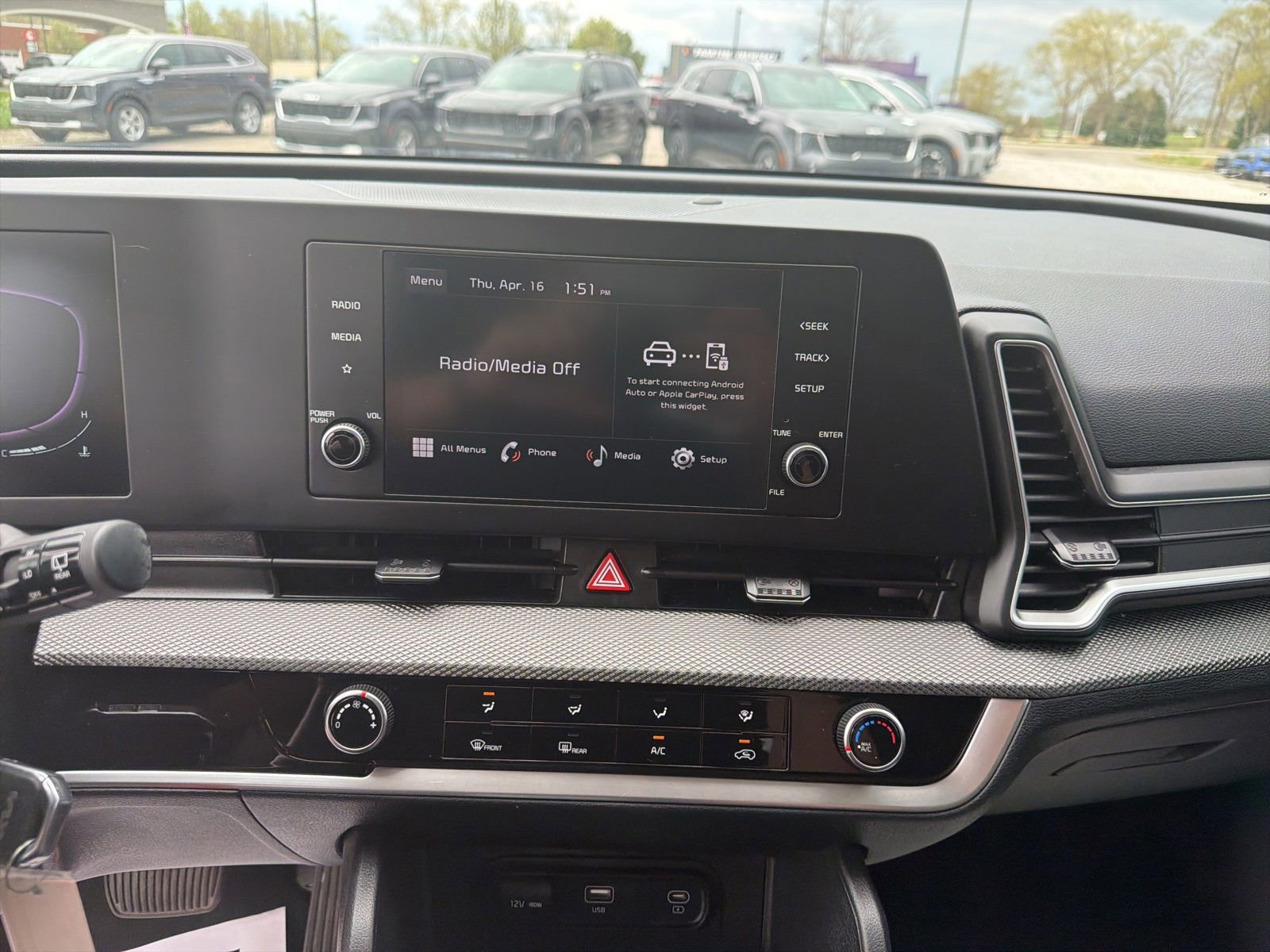 Certified 2023 Kia Sportage LX image 14