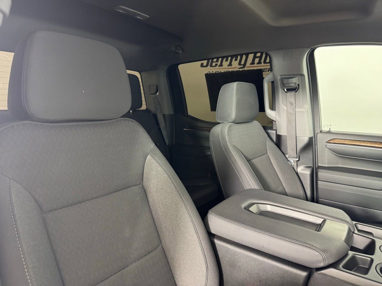Used 2024 GMC Sierra 1500 Elevation image 39