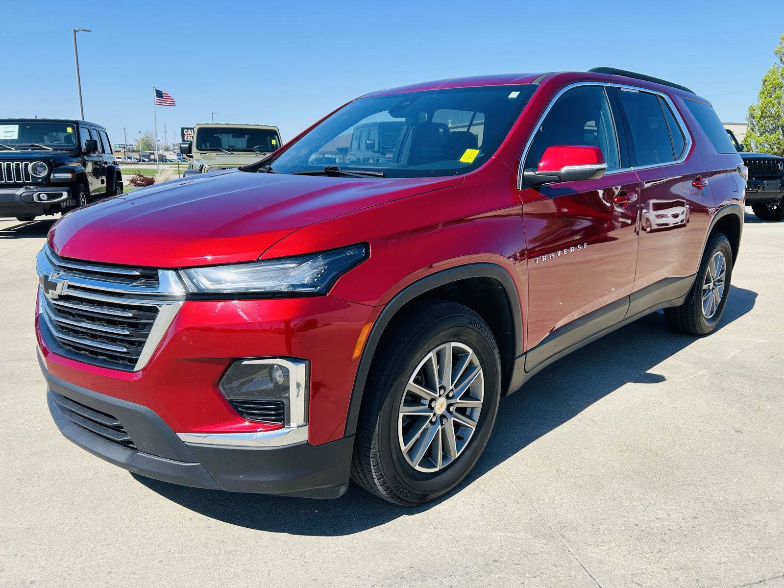 Used 2023 Chevrolet Traverse LT FWD image 37