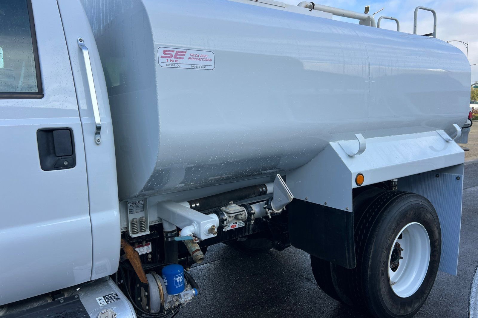 Used 2021 Ford F750 2WD Regular Cab Super Duty image 22