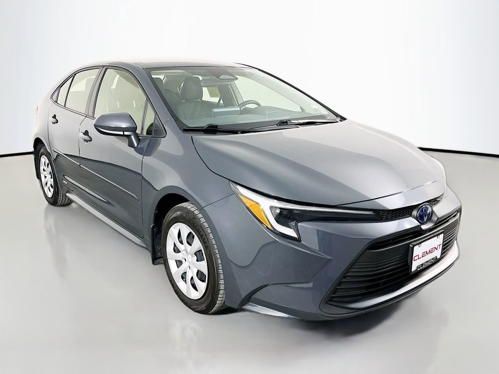 Used 2024 Toyota Corolla LE AWD/4WD image 4