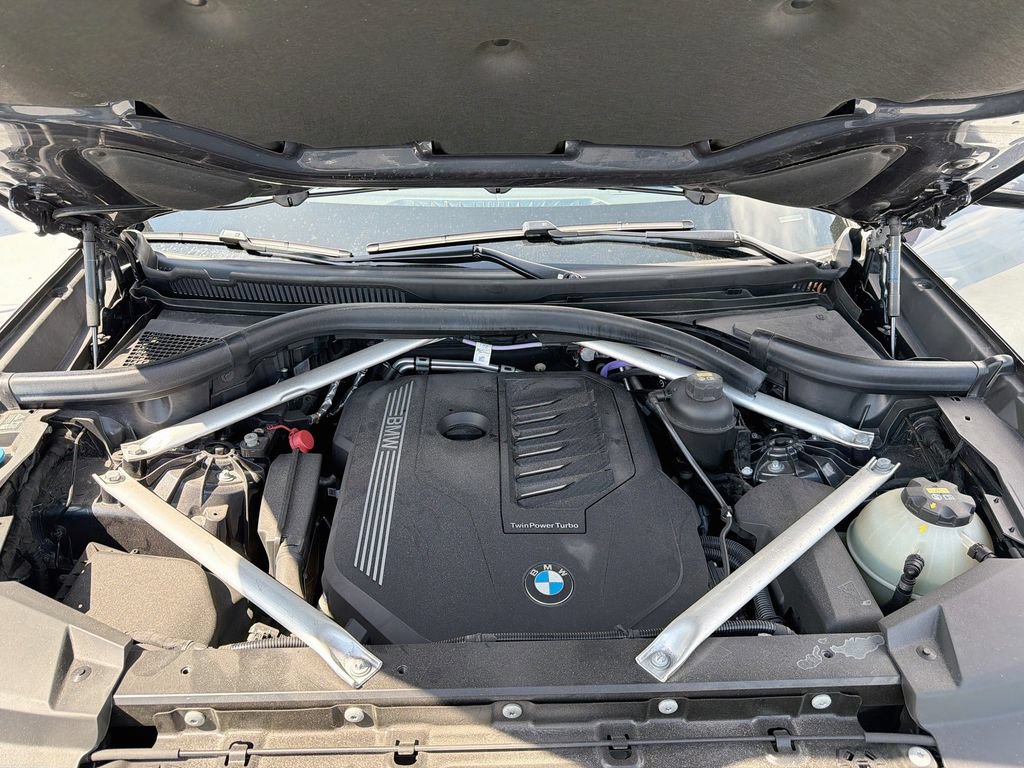 Used 2022 BMW X5 xDrive40i w/ Premium Package AWD/4WD image 37