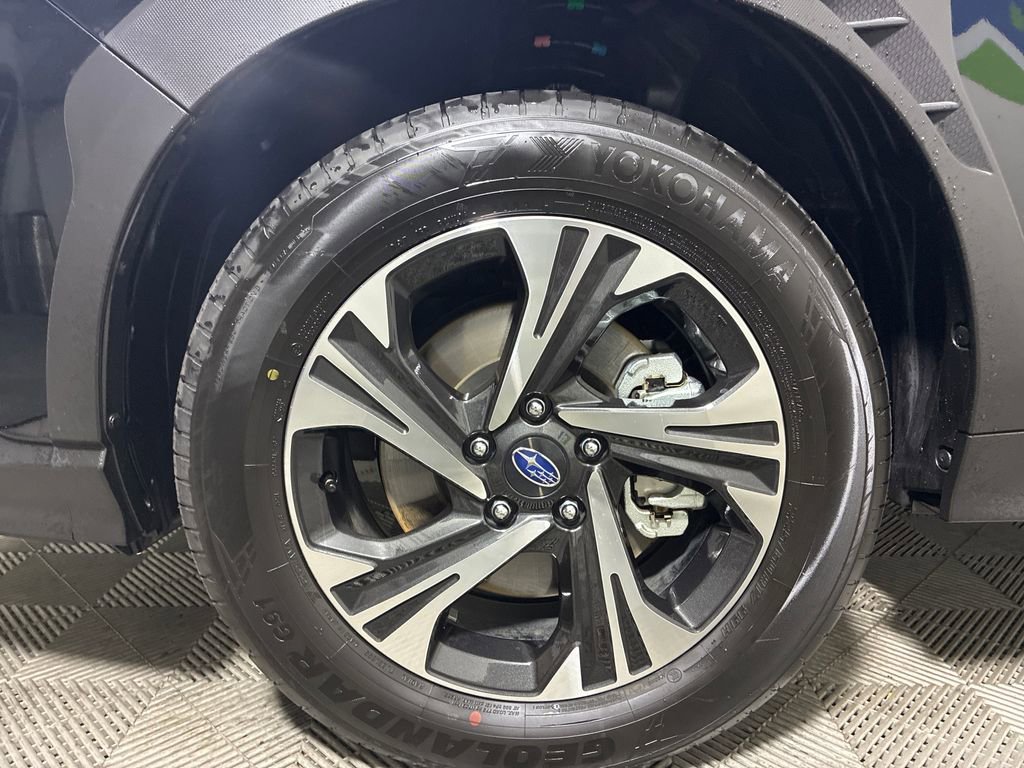 Certified 2025 Subaru Crosstrek 2.0i Premium image 35