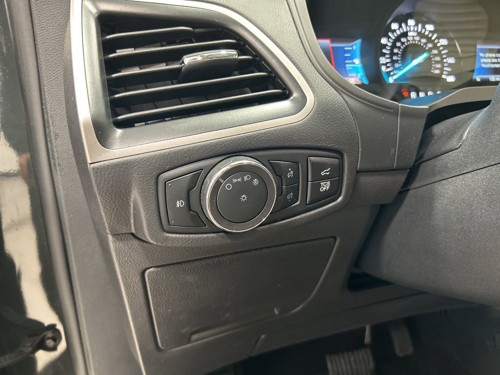 Certified 2024 Ford Edge SEL w/ Convenience Package AWD/4WD image 14
