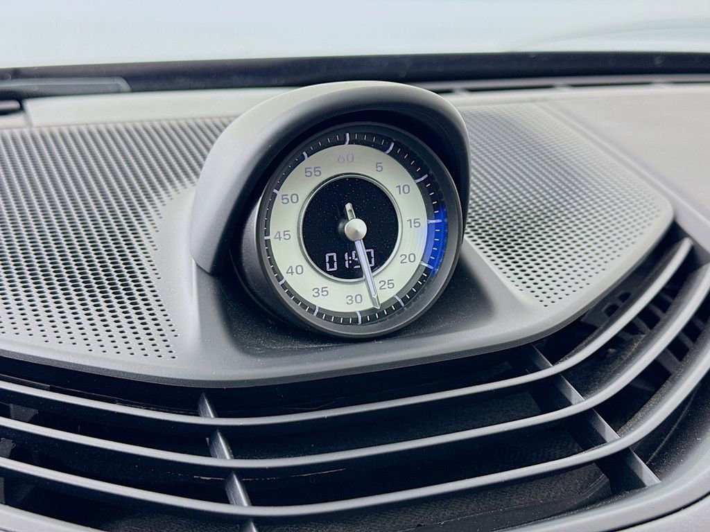 Certified 2020 Porsche Taycan Turbo S image 19