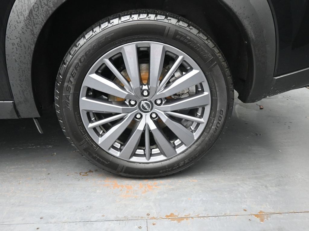 Used 2023 Nissan Pathfinder SL w/ SL Premium Package image 11