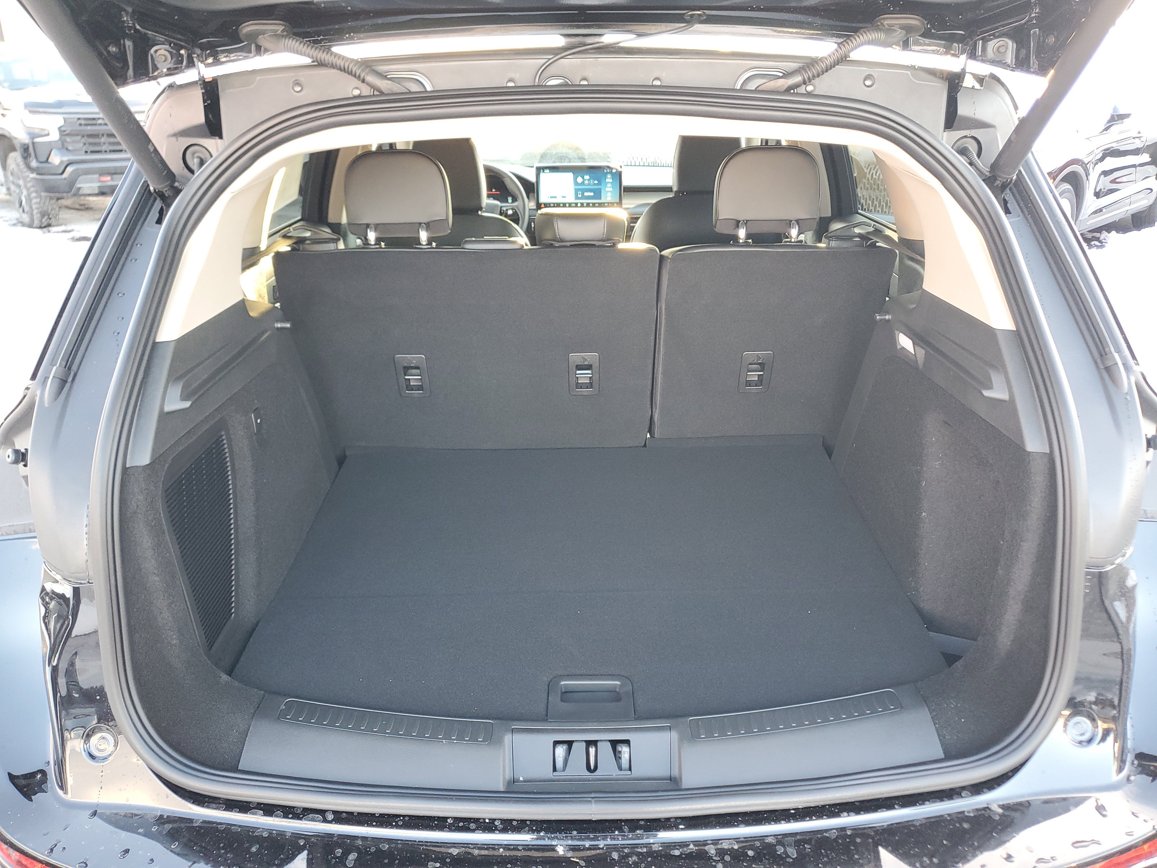 New 2026 Lincoln Corsair Premiere image 27