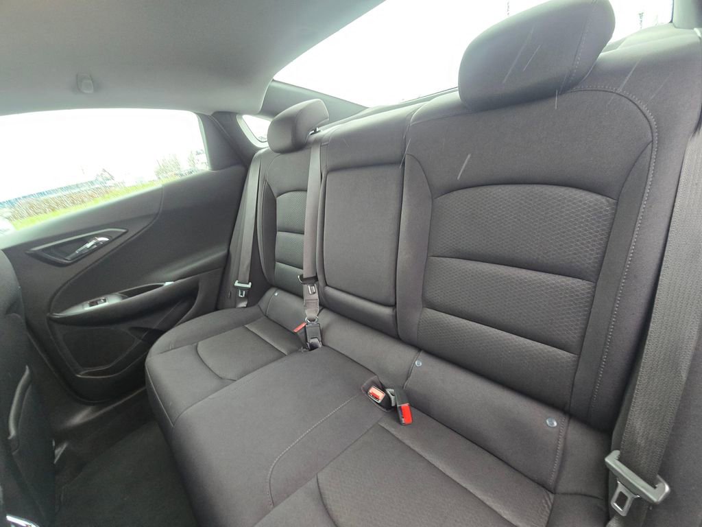 Used 2024 Chevrolet Malibu LT w/ Sport Edition FWD image 13