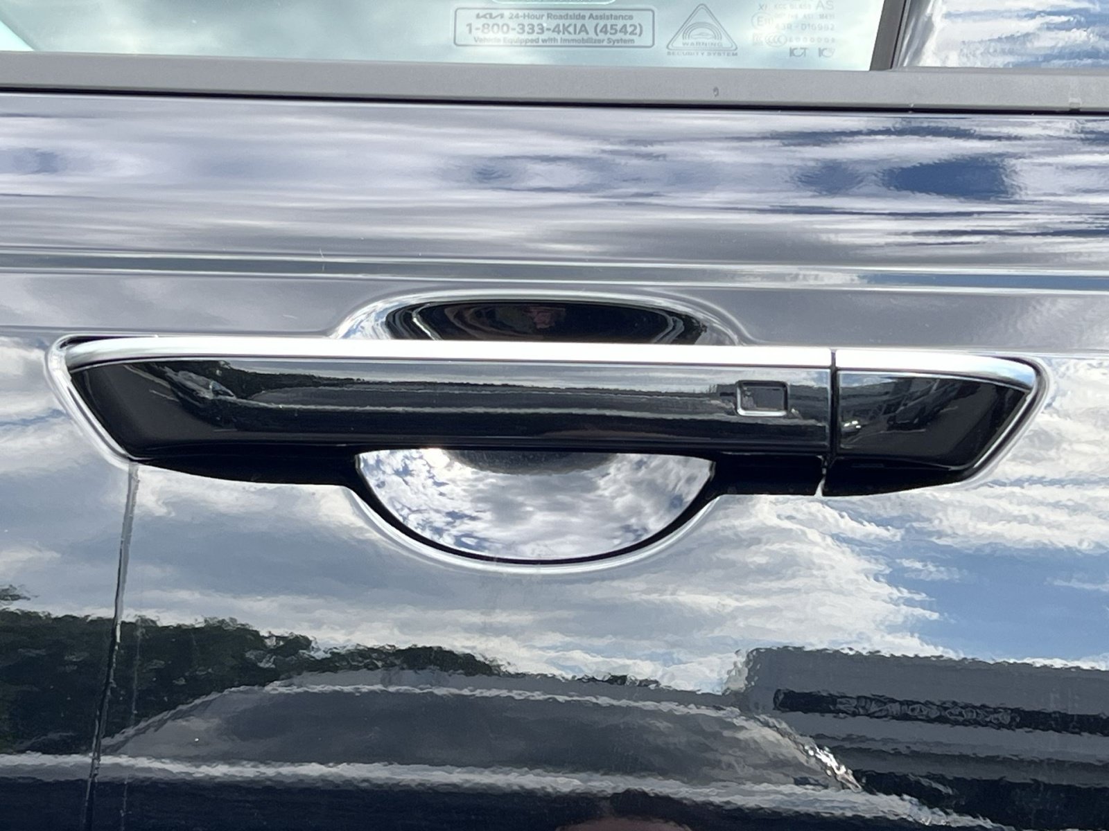New 2026 Kia Carnival SX Prestige FWD image 16