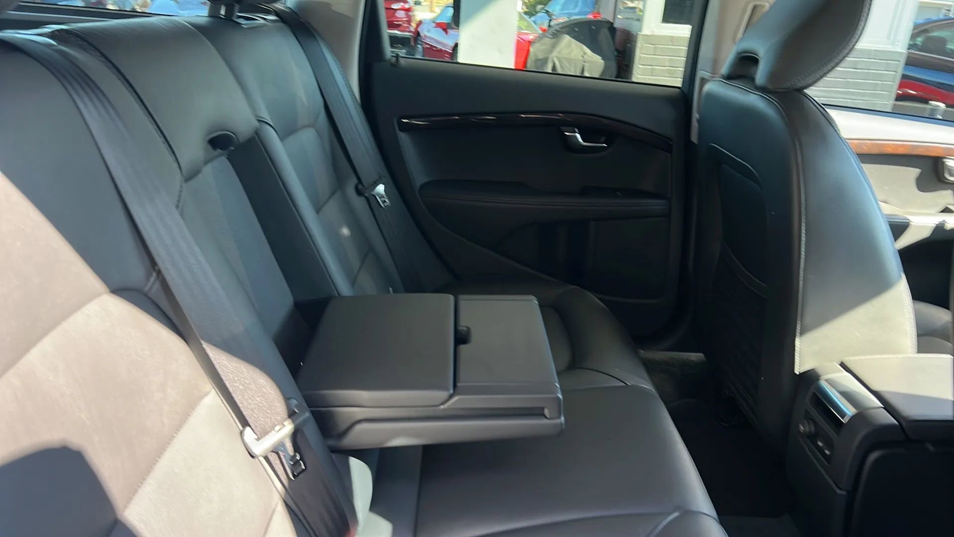 Used 2016 Volvo XC70 T5 Premier w/ Proximity Package AWD/4WD image 23