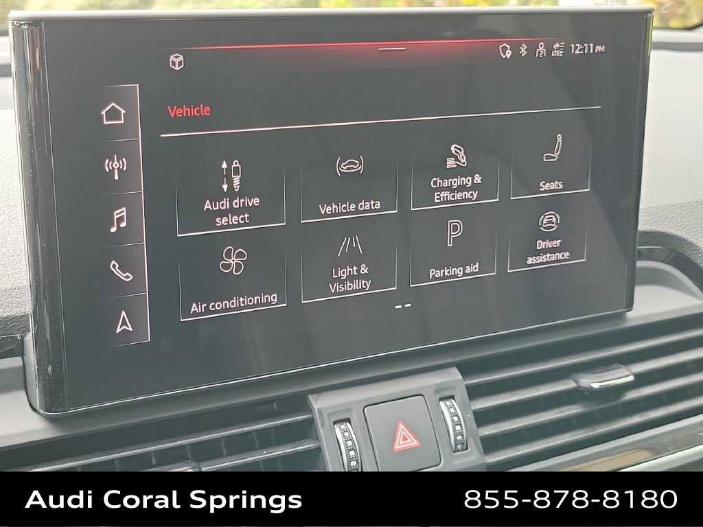 Certified 2024 Audi Q5 e Premium Plus w/ Premium Plus Package AWD/4WD image 24