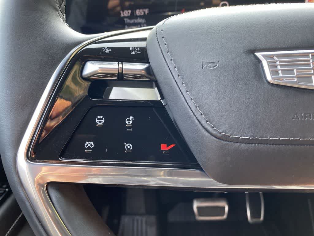 Certified 2026 Cadillac Vistiq Premium Luxury w/ LPO, Floor Liner Package AWD/4WD image 21