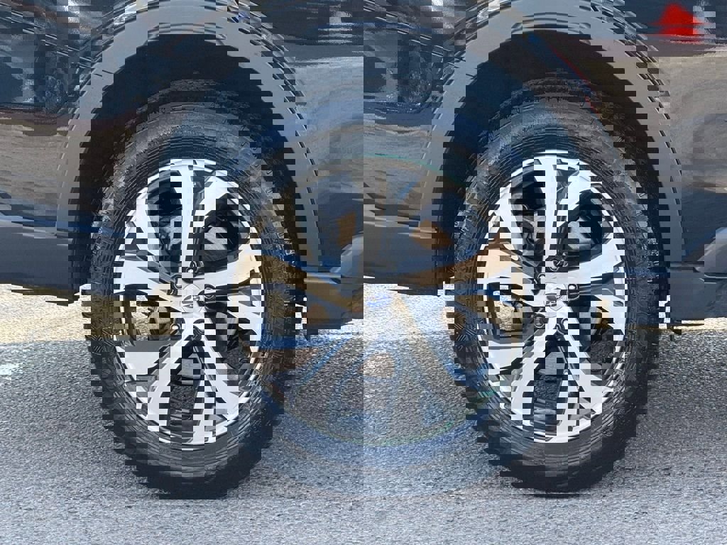 Used 2022 Subaru Outback Limited image 7