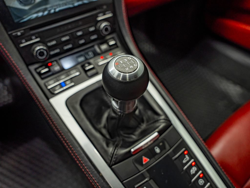 Used 2017 Porsche 718 Cayman RWD image 32