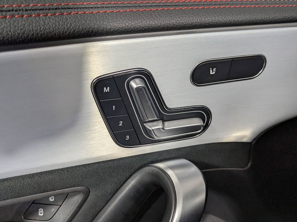 Used 2023 Mercedes-Benz CLA 250 4MATIC image 16