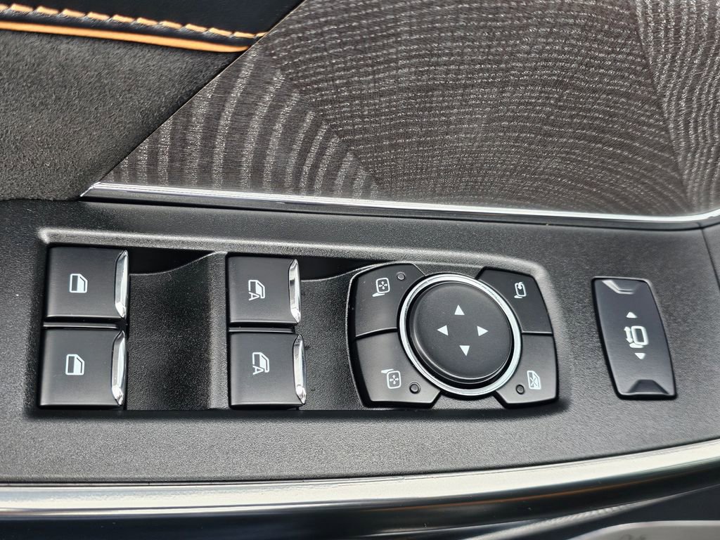 Used 2024 Ford F450 Platinum w/ FX4 Off-Road Package image 13