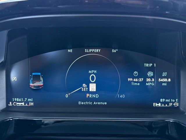 Used 2023 Lincoln Corsair AWD w/ Equipment Group 101A image 16