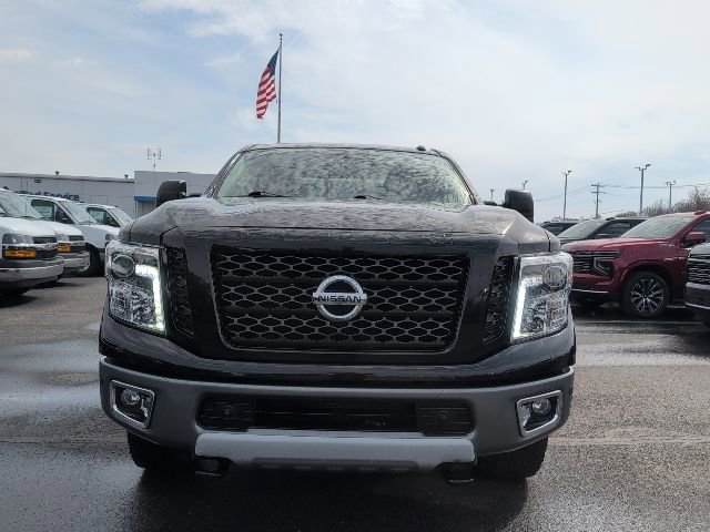 Used 2017 Nissan Titan PRO-4X image 14
