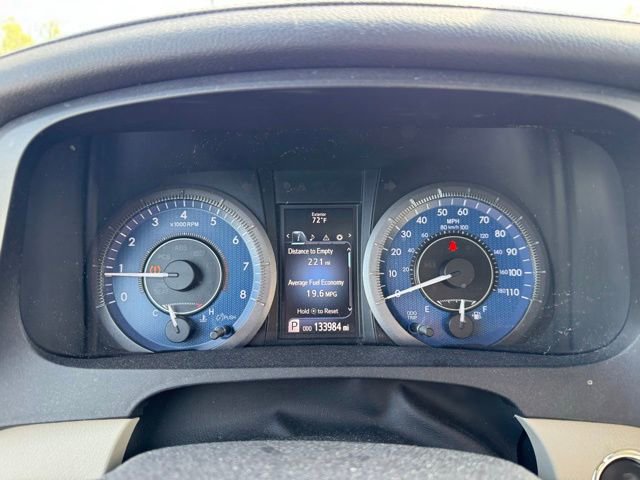 Used 2015 Toyota Sienna XLE image 24