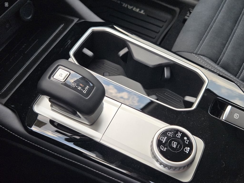 New 2025 Mitsubishi Outlander Trail Edition image 15