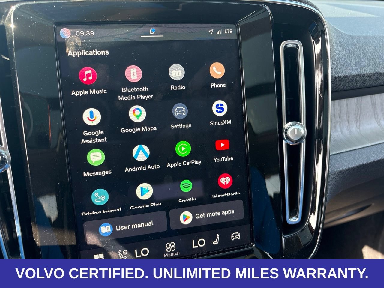 Certified 2023 Volvo XC40 B5 Plus w/ Protection Package Premier AWD/4WD image 21