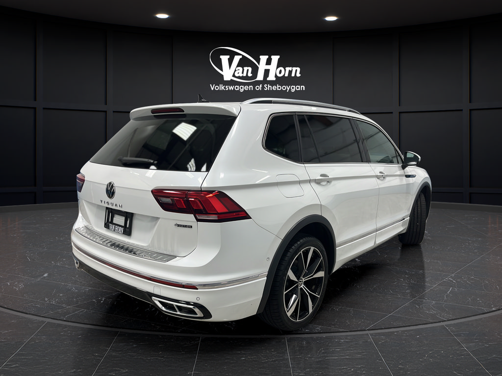 Used 2024 Volkswagen Tiguan SEL R-Line AWD/4WD image 7