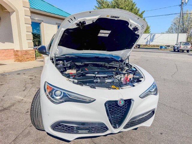 Used 2021 Alfa Romeo Stelvio Ti w/ Nero Edizione image 18