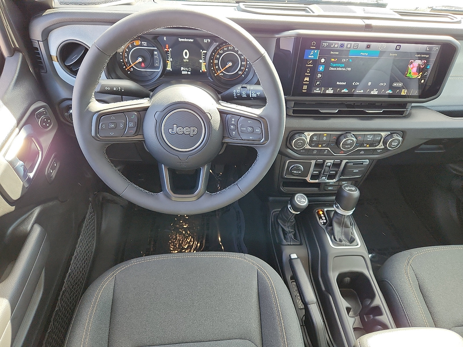 Used 2026 Jeep Wrangler Unlimited Sport AWD/4WD image 11