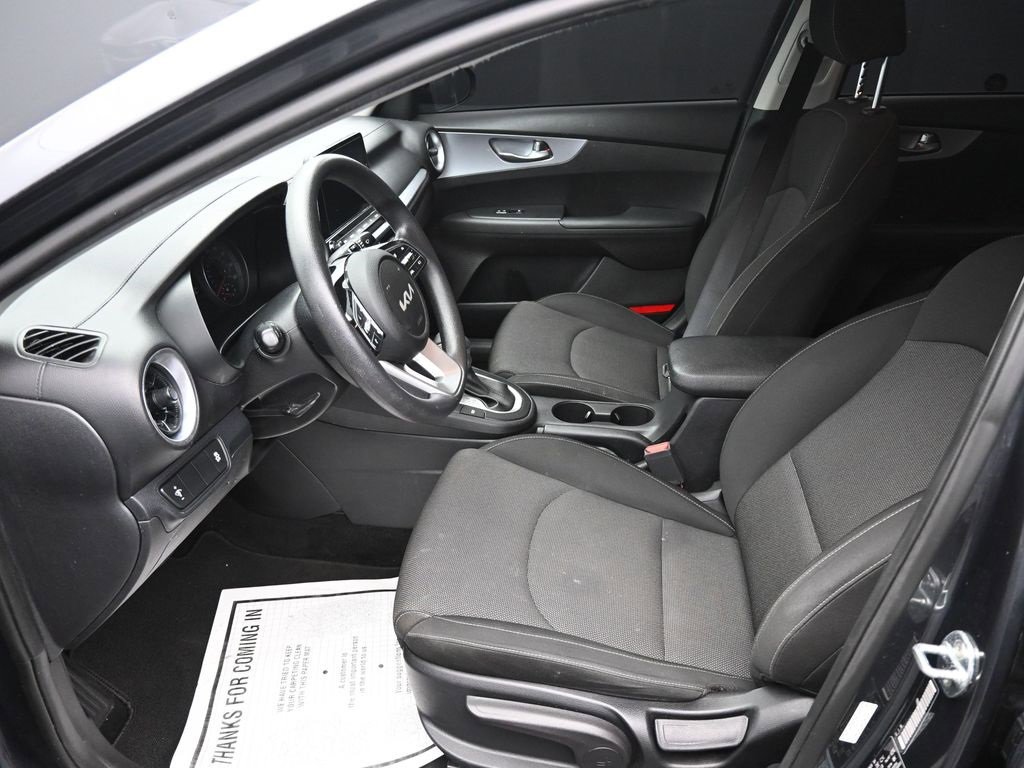 Used 2022 Kia Forte LXS image 11