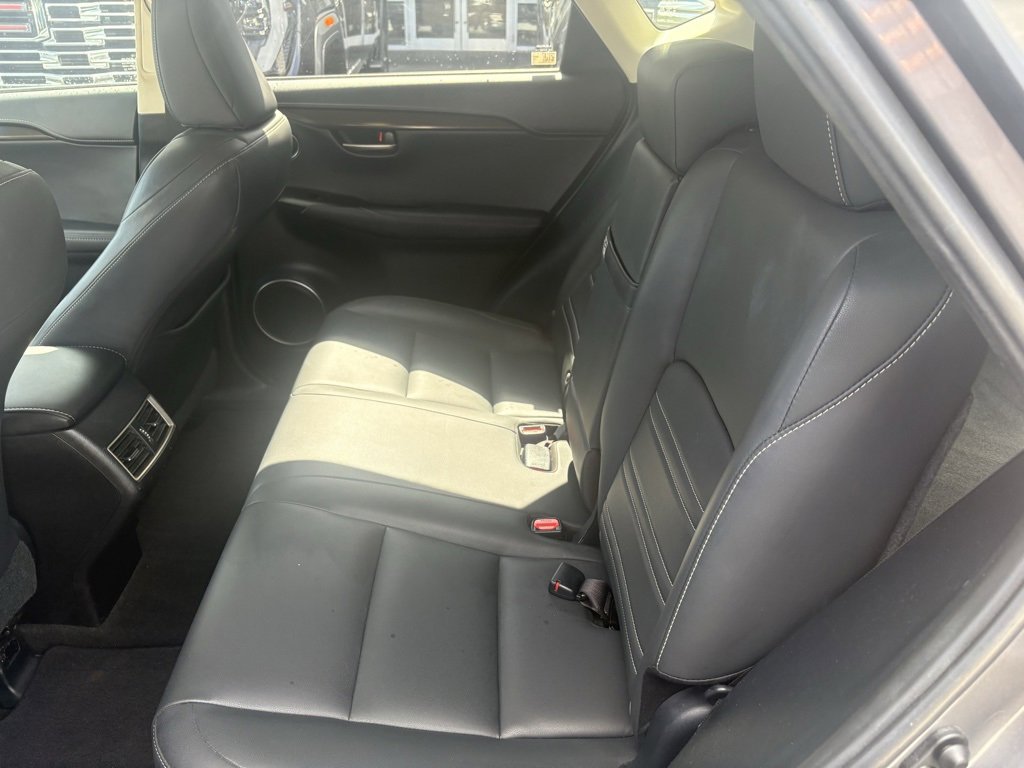 Used 2017 Lexus NX 200t FWD image 11