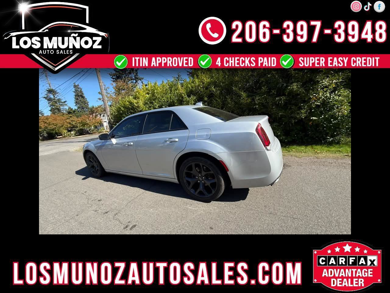Used 2023 Chrysler 300 S