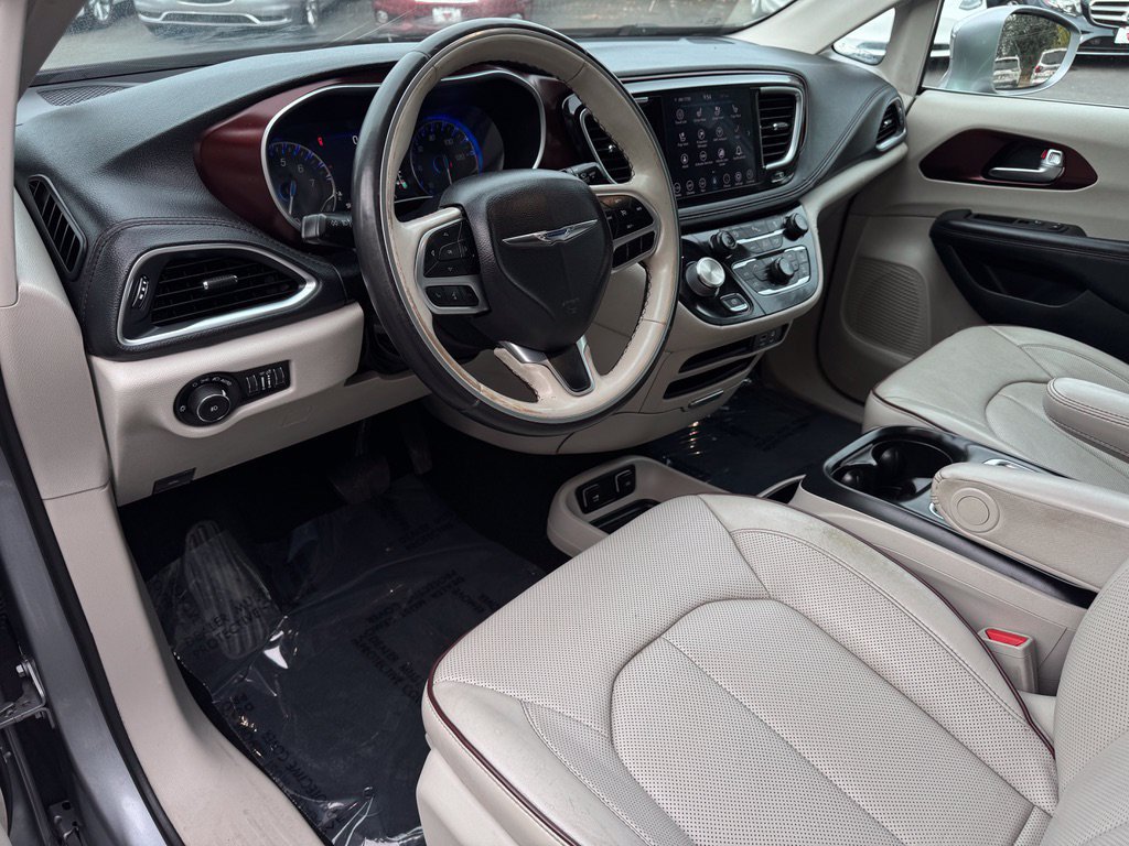 Used 2020 Chrysler Pacifica Limited FWD image 10