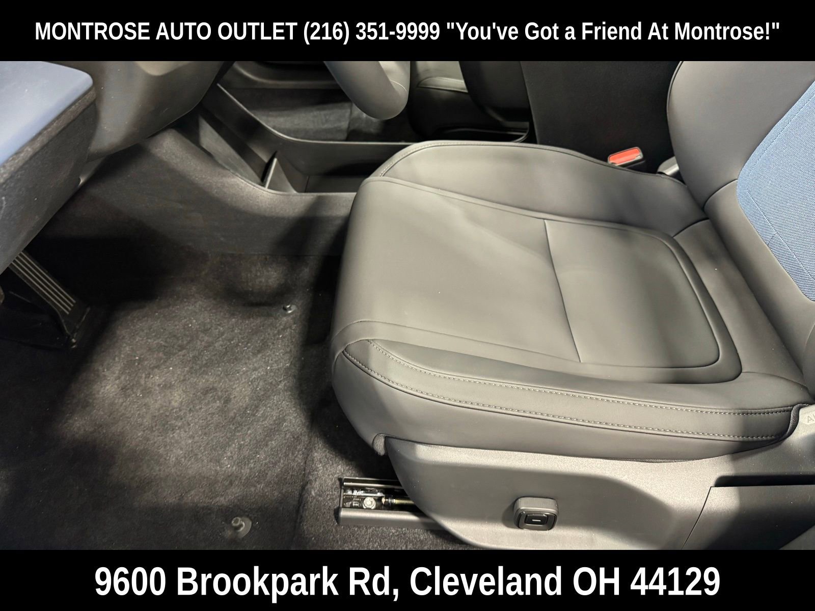 New 2025 Volvo EX30 Plus w/ Protection Package Premier image 14