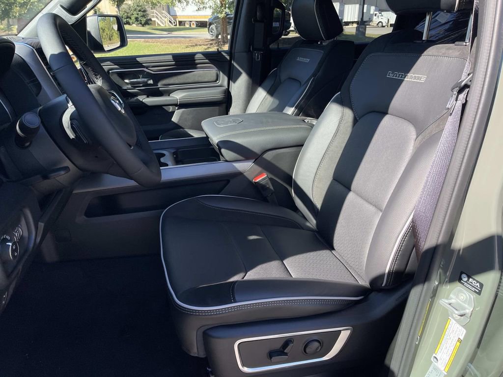 Used 2026 RAM 1500 Laramie w/ Night Edition image 19