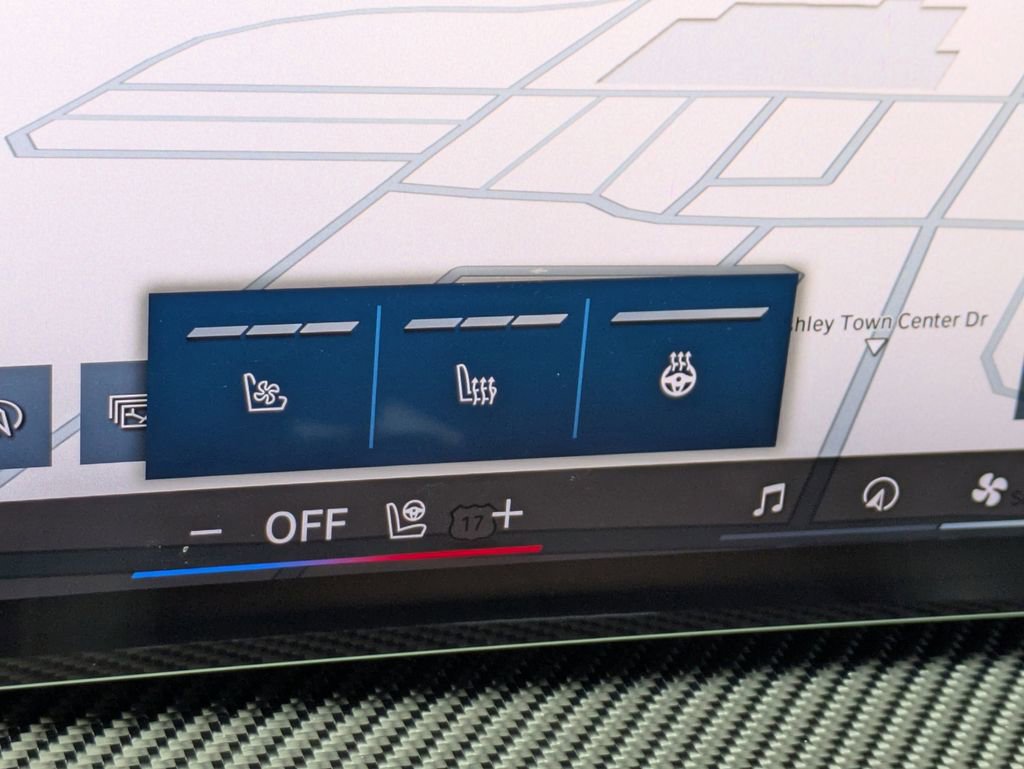 Used 2025 BMW X5 M Competition w/ Executive Package image 24