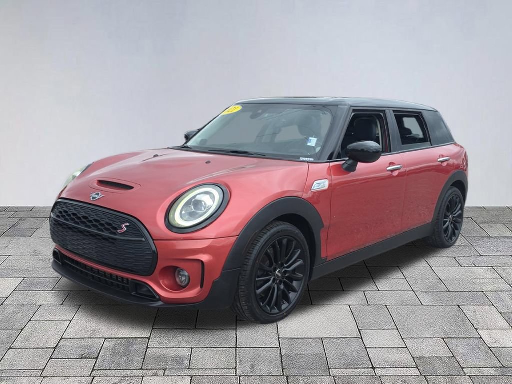 Used 2021 MINI Cooper Clubman S w/ Signature Upholstery Package FWD image 3