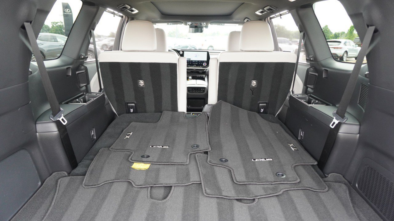 Certified 2026 Lexus TX 350 AWD w/ Technology Package image 38